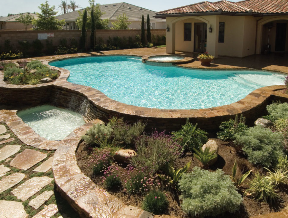 Pool with garden