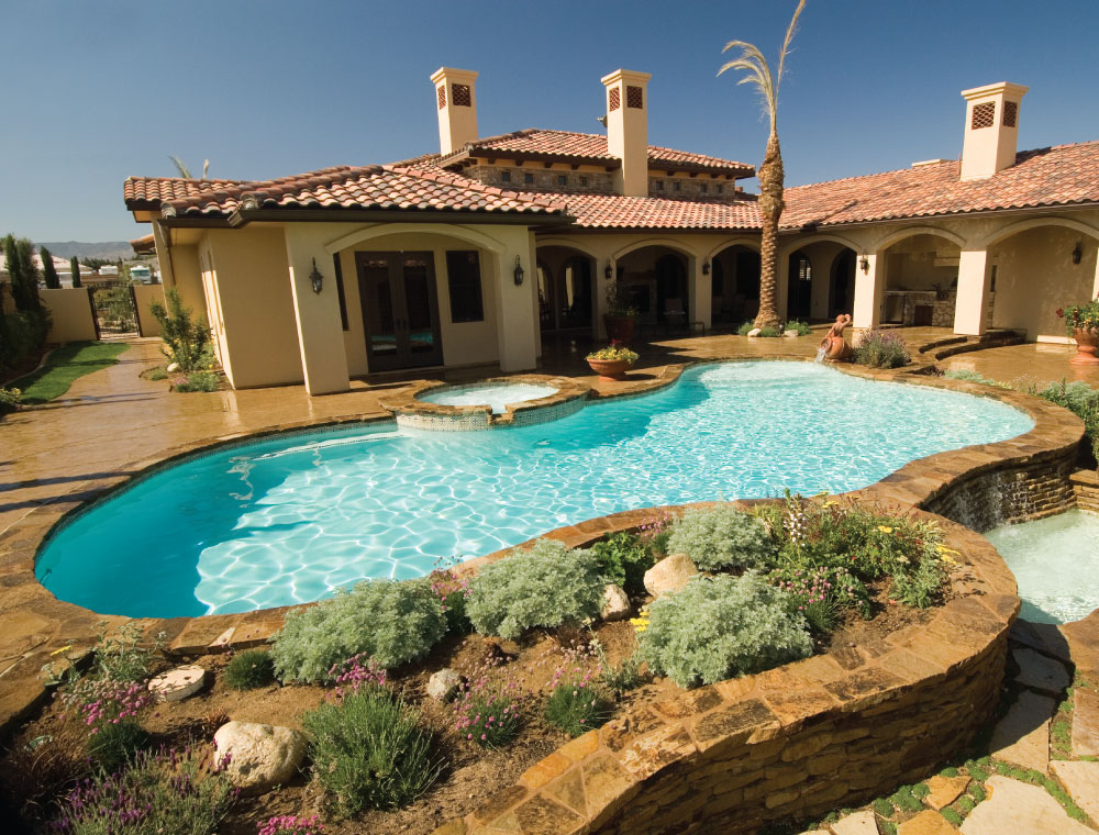 What You Should Consider If You Decide to Build a New Pool